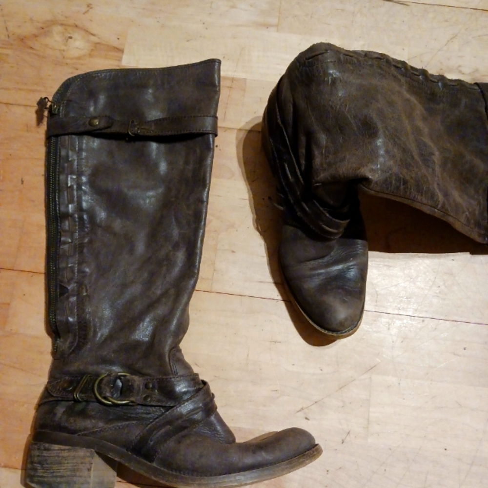 Free bird boots